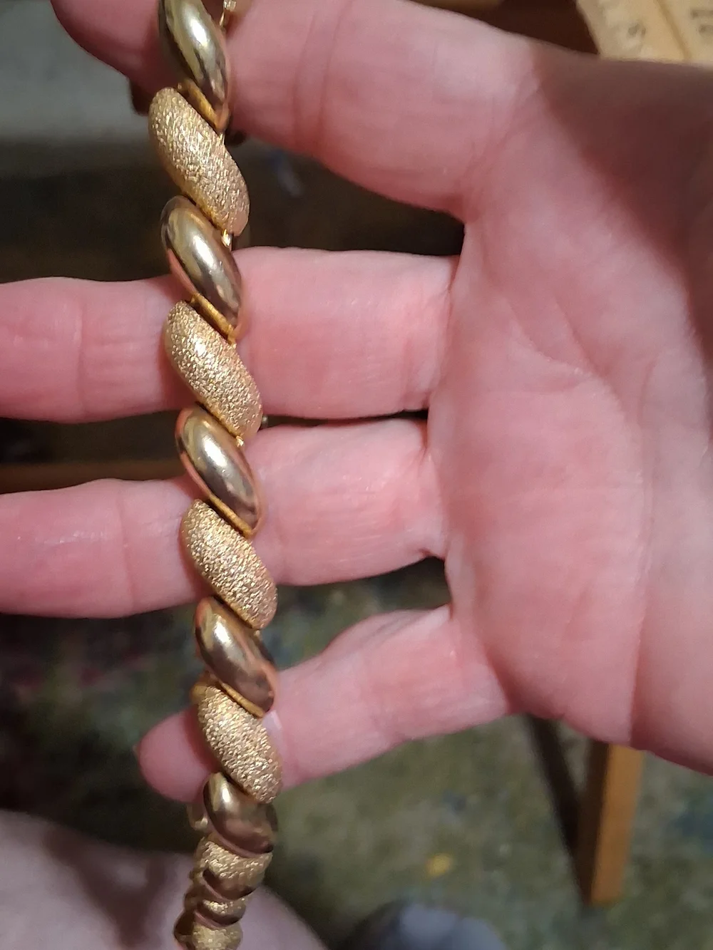 Textured & Polished Gold Link Necklace - Women's Fashion Jewelry